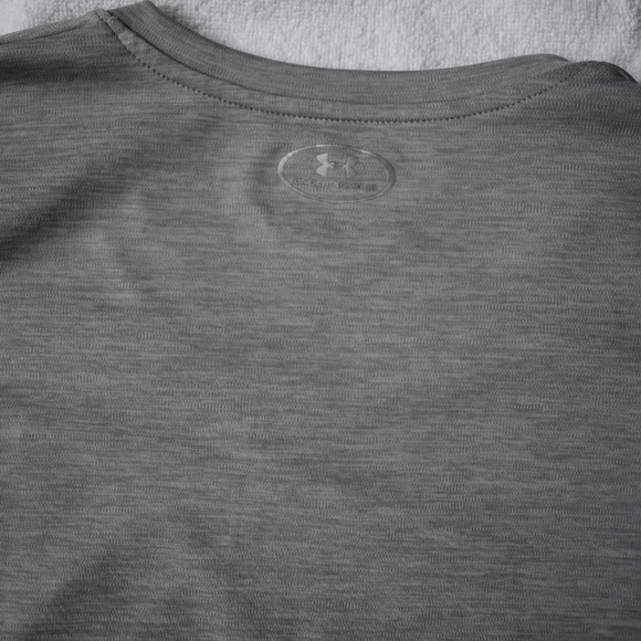 Under armour workout t-shirt - Picture 9 of 9